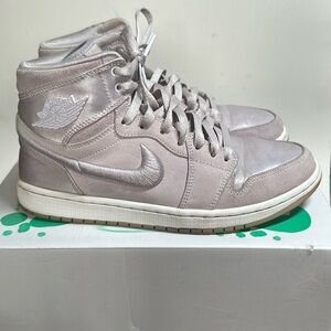 Air Jordan 1 Retro Hi Barley Grape size 9
